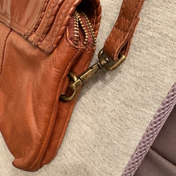 Vintage leather Bag - Picture 7 of 11